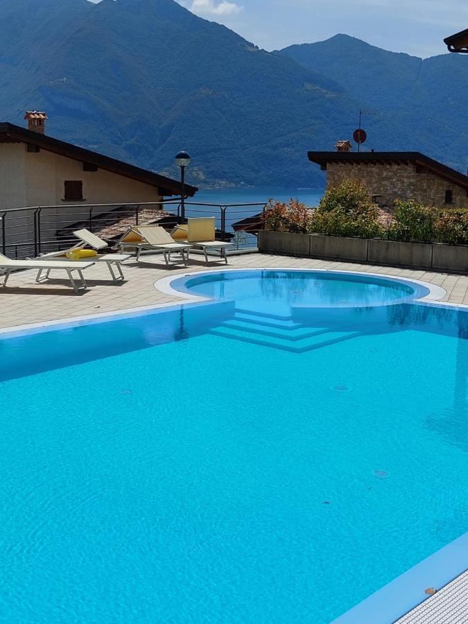 Iseo Lake Villa Con Vista Lago E Piscina Costa Volpino Eksteriør billede